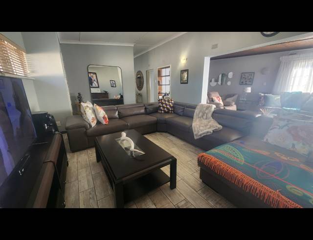 3 BEDROOM HOUSE FOR SALE IN VANDERBIJLPARK SW 1